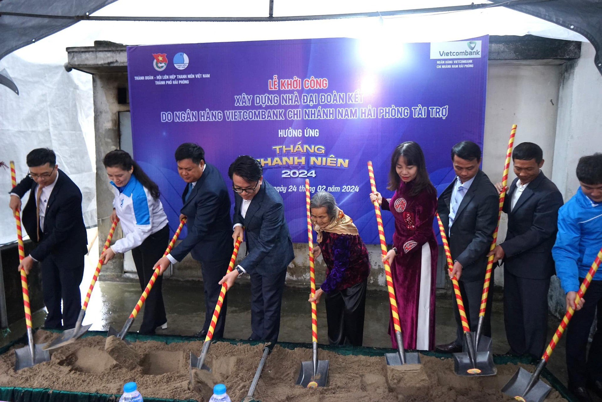 Hỗ trợ kinh phí xây nhà cho cựu TNXP có hoàn cảnh khó khăn