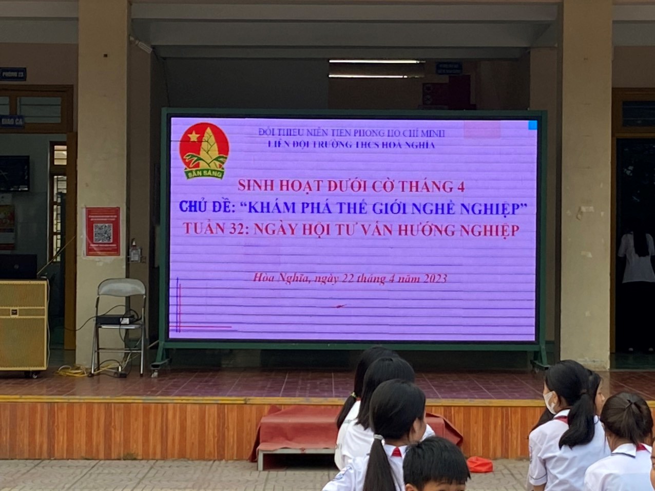 HỘI ĐỒNG ĐỘI QUẬN DƯƠNG KINH CHỈ ĐẠO CÁC LIÊN ĐỘI NGHIÊM TÚC THỰC HIỆN TỔ CHỨC HOẠT ĐỘNG SINH HOẠT LIÊN ĐỘI DƯỚI CỜ CHUYÊN ĐỀ "MỖI TUẦN MỘT CÂU CHUYỆN ĐẸP, MỘT CUỐN SÁCH HAY, MỘT TẤM GƯƠNG SÁNG" NĂM HỌC 2022-2023