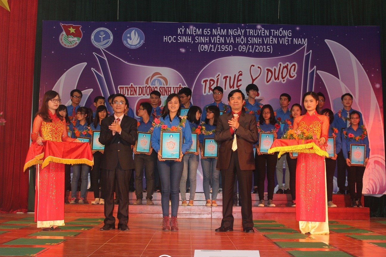 Đại học Y Dược Hải Phòng: Kỷ niệm 65 năm ngày truyền thống học sinh, sinh viên và Hội sinh viên Việt Nam (09/01/1950 – 09/01/2015), biểu dương “sinh viên 5 tốt” và chung kết cuộc thi “trí tuệ Y Dược” năm 2015