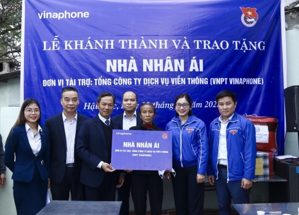 Thanh Hóa: Bàn giao 02 nhà nhân ái tại huyện Hậu Lộc và Đông Sơn