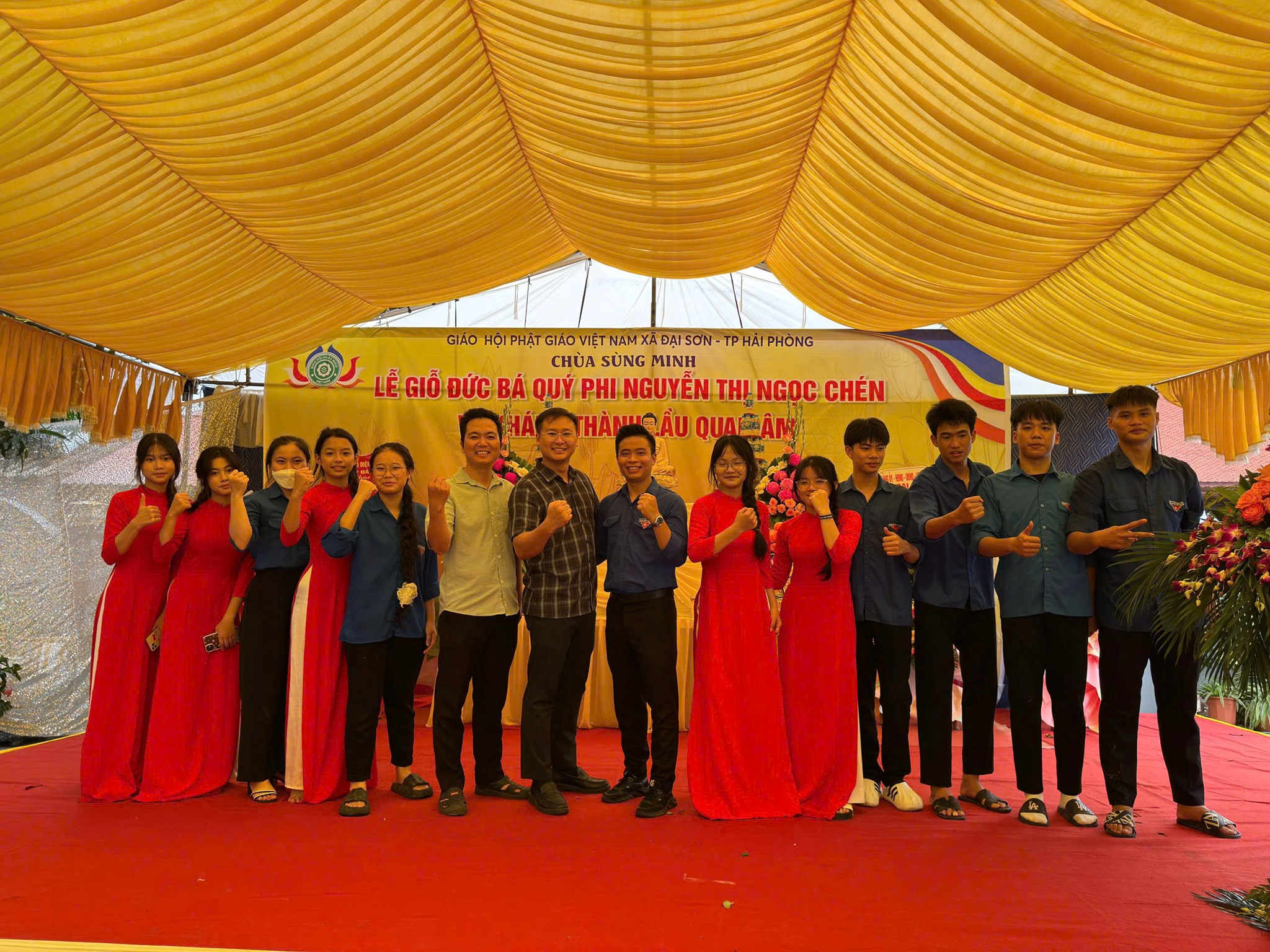 ĐẠI SƠN: Đoàn Thanh niên Xã Đại Sơn Tích Cực Góp Sức Trong Lễ Giỗ Tôn Giáo Địa Phương