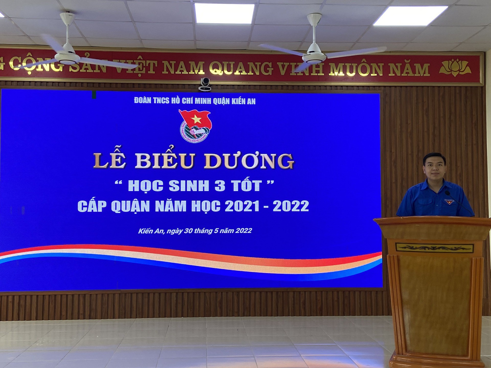 Lễ Biểu dương "Học sinh 3 Tốt" cấp quận năm học 2021-2022