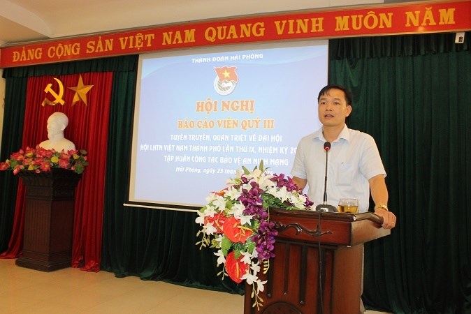 Hội nghị Báo cáo viên quý III/2014