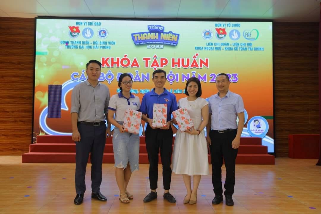 KHÓA TẬP HUẤN CÁN BỘ ĐOÀN, HỘI – THÁNG THANH NIÊN 2023