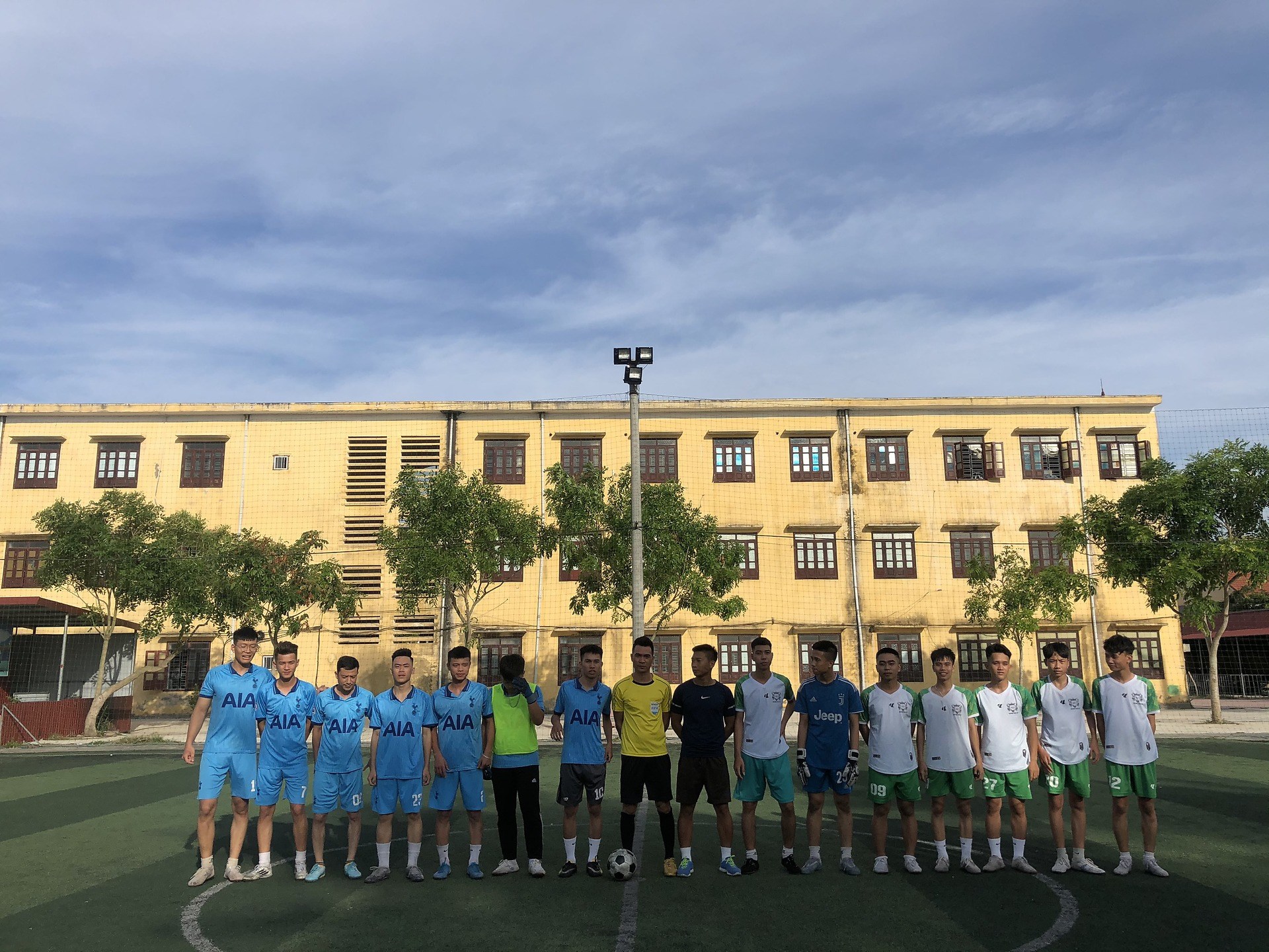GIẢI BÓNG ĐÁ THÂN THIỆN CHÀO MỪNG KỶ NIỆM 91 NĂM NGÀY THÀNH LẬP ĐOÀN TNCS HỒ CHÍ MINH (26/3/1931 - 26/3/2022)