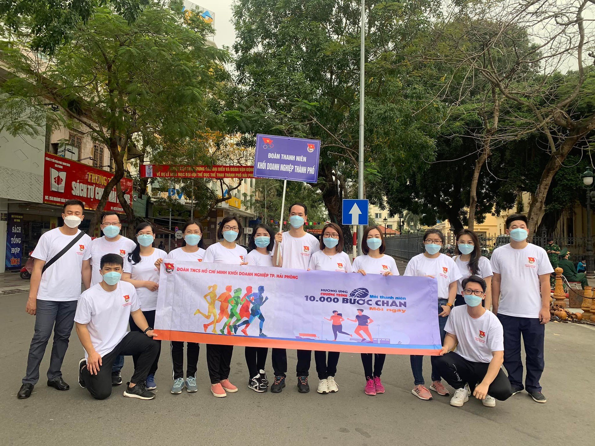 Chương trình " Mỗi thanh niên 10.000 bước chân mỗi ngày "