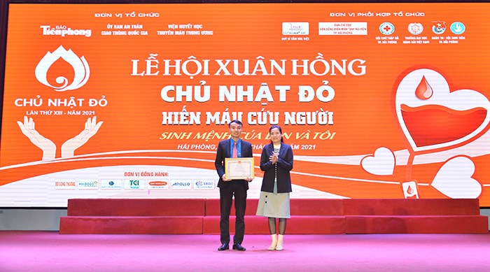 Ngày hội Hiến máu tình nguyện đợt I năm 2021: “Lễ hội xuân hồng - Chủ nhật đỏ lần thứ XIII năm 2021”