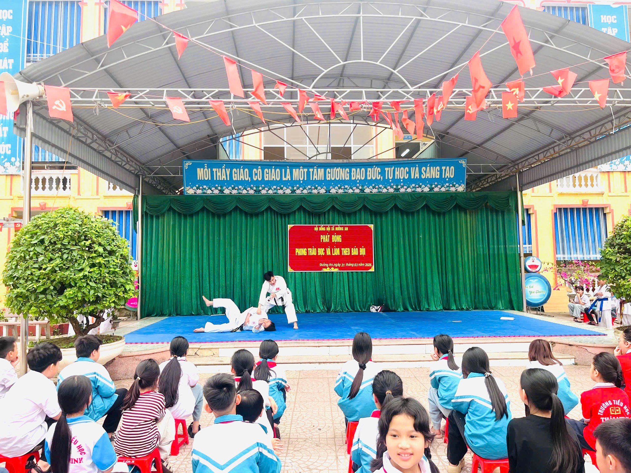 ĐƯỜNG AN: TỔ CHỨC PHÁT ĐỘNG PHONG TRÀO “ĐỌC VÀ LÀM THEO BÁO ĐỘI” NĂM HỌC 2025 - 2026