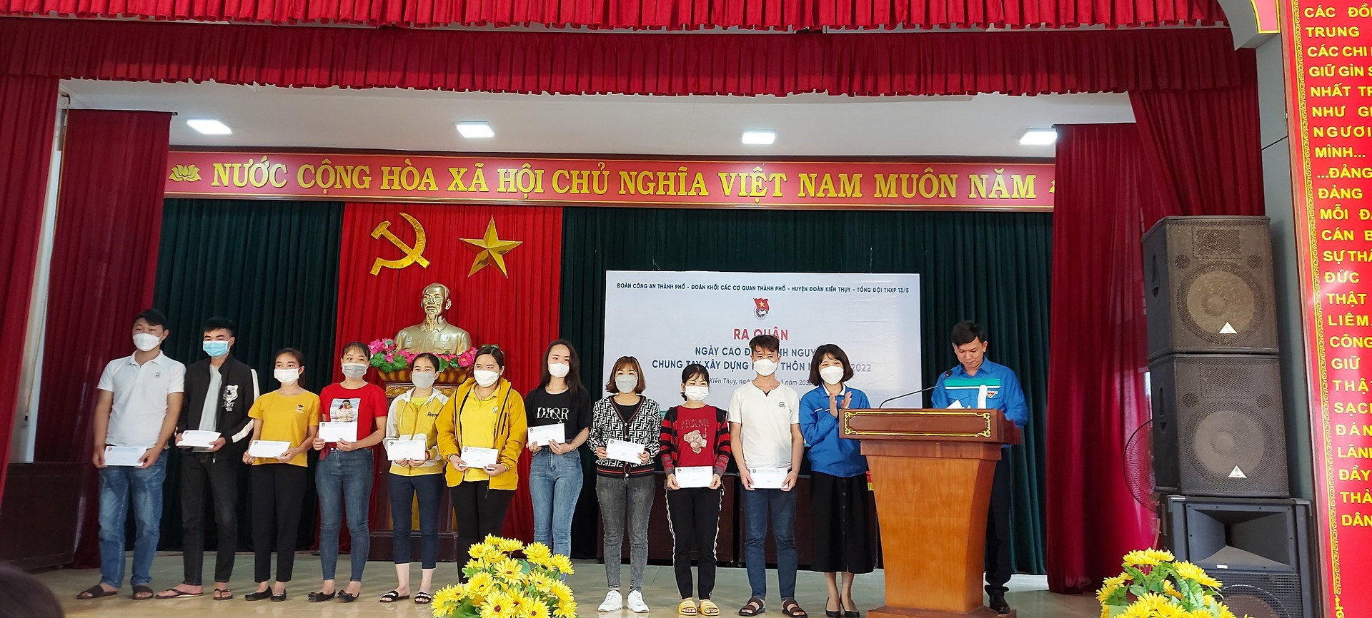 TUỔI TRẺ KHỐI CÁC CƠ QUAN THÀNH PHỐ TÍCH CỰC ĐẢM NHẬN THỰC HIỆN CÔNG TRÌNH, PHẦN VIỆC THANH NIÊN