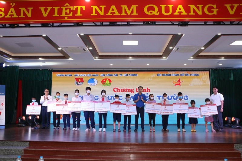 Bài viết Công trình thanh niên “Nâng bước em đến trường”