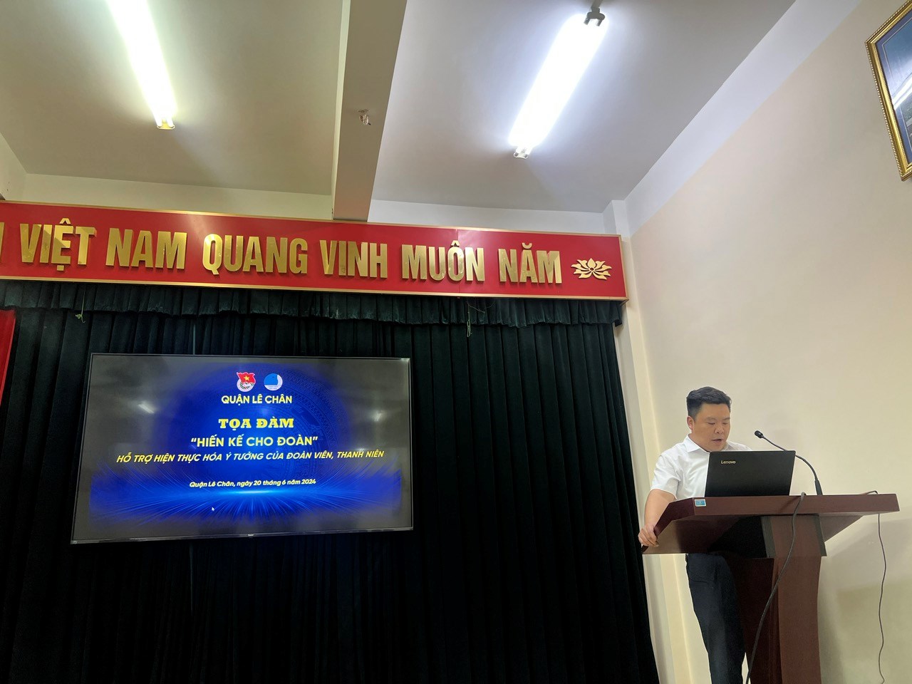 Quận đoàn - Hội LHTN Việt Nam quận Lê Chân tổ chức Tọa đàm "Hiến kế cho Đoàn" hỗ trợ hiện thực hóa ý tưởng của đoàn viên thanh niên tại Phòng họp Trường Cao đẳng Y tế Hải Phòng