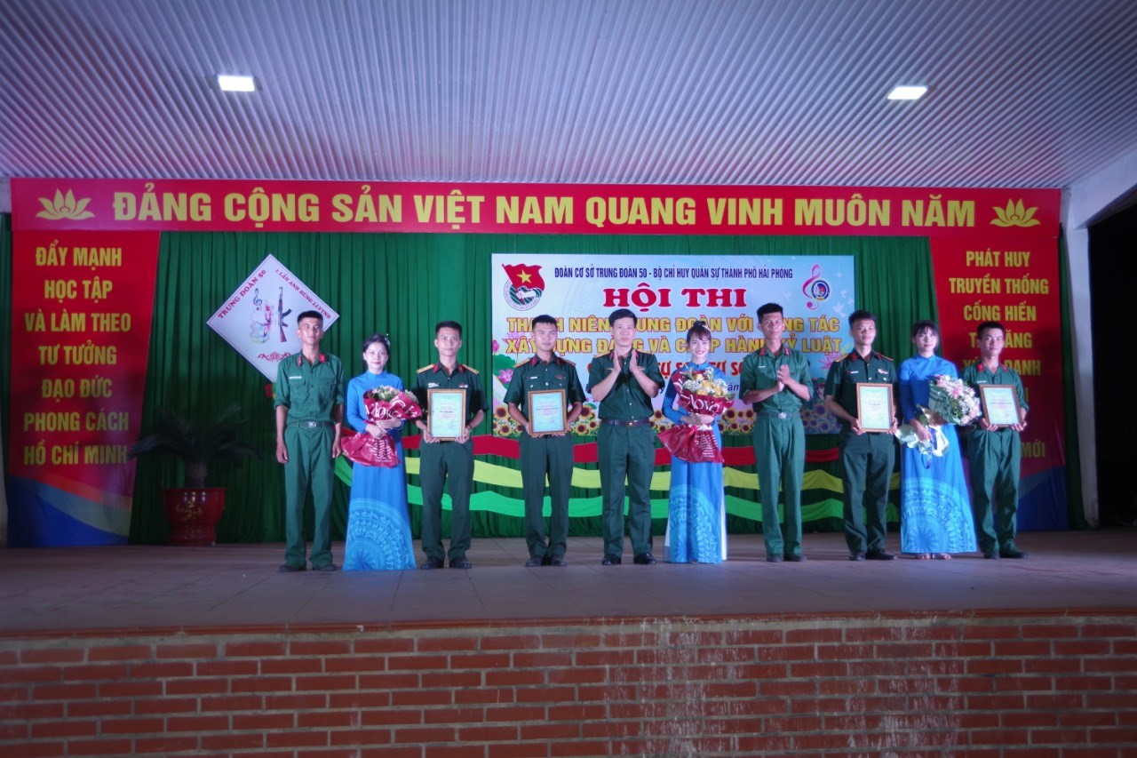 ĐOÀN CƠ SỞ TRUNG ĐOÀN 50 (BỘ CHQS THÀNH PHỐ HẢI PHÒNG): TỔ CHỨC THÀNH CÔNG HỘI THI “THANH NIÊN TRUNG ĐOÀN VỚI CÔNG TÁC XÂY DỰNG ĐẢNG VÀ CHẤP HÀNH KỶ LUẬT”, CHỦ ĐỀ “TỰ SOI, TỰ SỬA”
