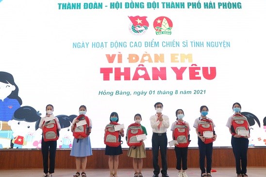 Ngày cao điểm tình nguyện vì đàn em thân yêu