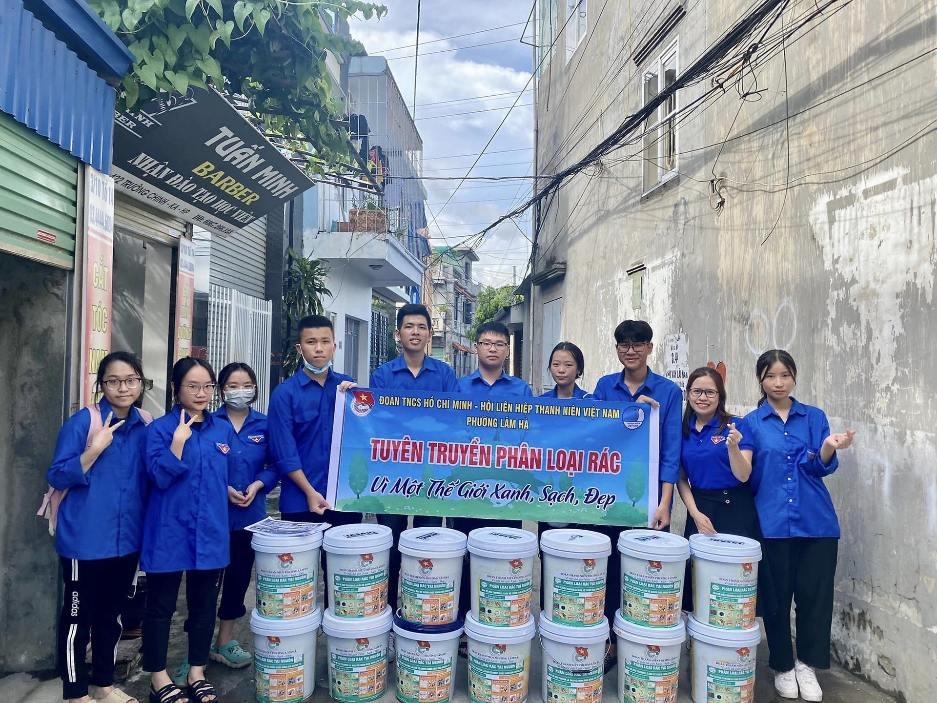 Ngày cao điểm “Chiến sỹ tình nguyện xây dựng đô thị Sáng - Xanh - Sạch - Đẹp - Văn minh - An toàn”