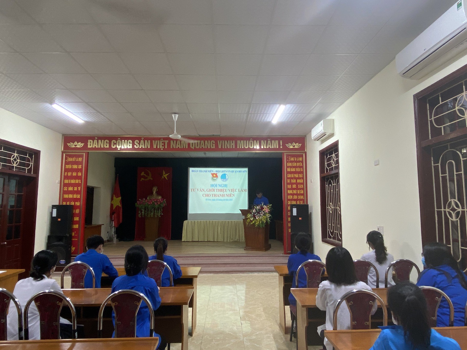 Quận Đồ Sơn: tư vấn, giới thiệu việc làm cho thanh niên năm 2021