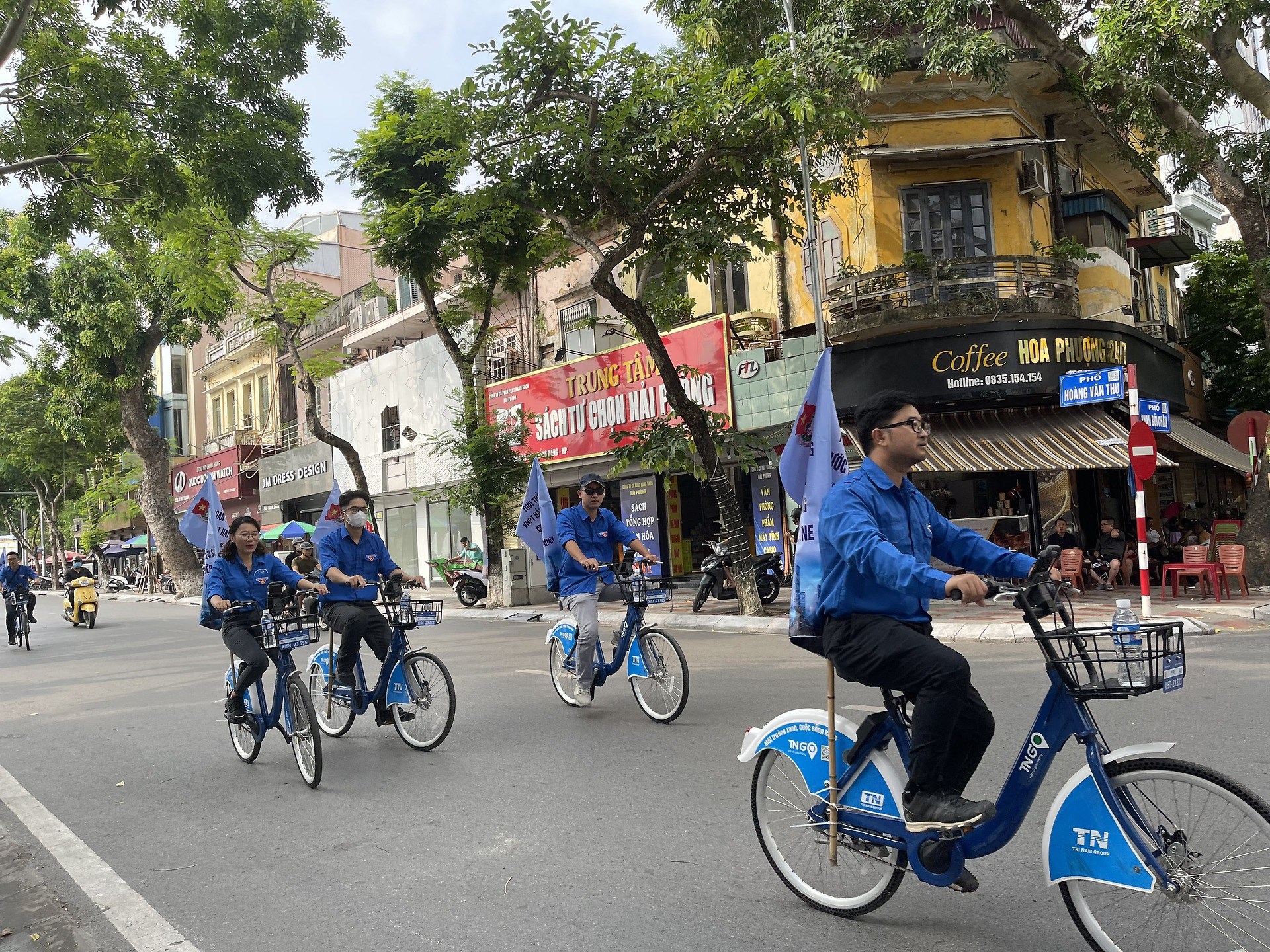 TUỔI TRẺ KHỐI DOANH NGHIỆP THÀNH PHỐ HƯỞNG ỨNG NGÀY CHUYỂN ĐỔI SỐ QUỐC GIA