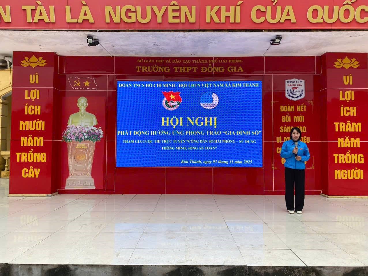 ĐOÀN THANH NIÊN XÃ KIM THÀNH PHÁT ĐỘNG PHONG TRÀO "GIA ĐÌNH SỐ"