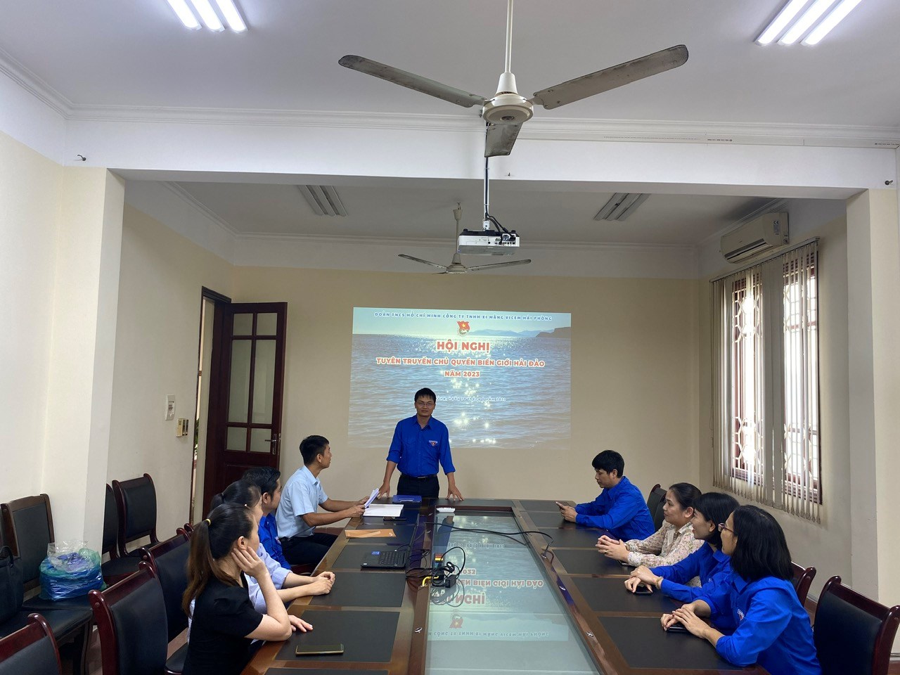 Ban Thường vụ Đoàn TNCS Hồ Chí Minh Công ty TNHH Xi măng Vicem Hải Phòng tổ chức Hội nghị tuyên truyền biển đảo năm 2023