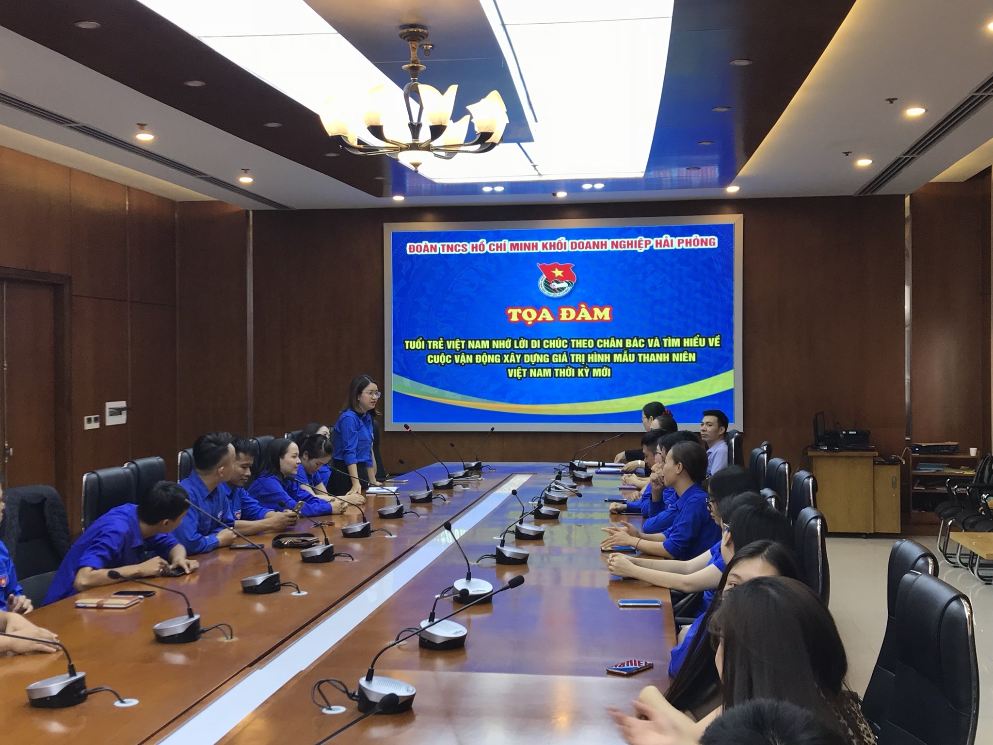 Tọa đàm tuổi trẻ Việt Nam nhớ lời Di chúc theo chân Bác và tìm hiểu về Cuộc vận động "Xây dựng giá trị hình mẫu thanh niên Việt Nam thời kỳ mới"