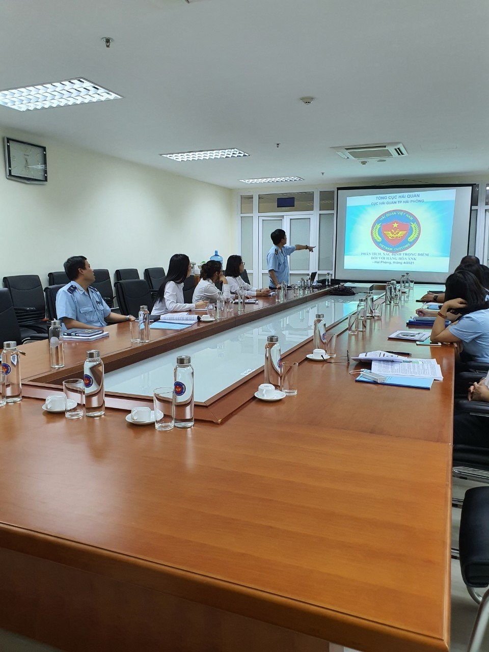 Chi đoàn Phòng QLRR-CNTT, Đoàn Cục Hải quan  phối hợp tổ chức tập huấn chuyên đề cho đoàn viên đơn vị
