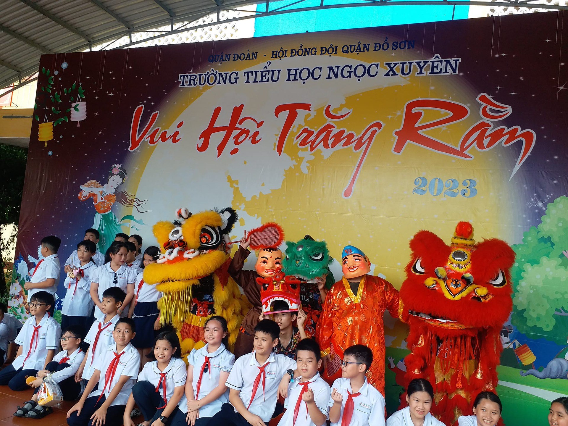 Quận đoàn - Hội LHTN Việt Nam quận Đồ Sơn duy trì tốt CLB Lân Sư Rồng quận Đồ Sơn