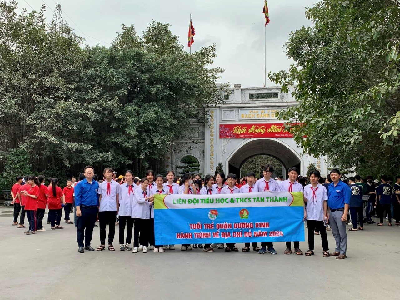 TRƯỜNG TIỂU HỌC & THCS TÂN THÀNH ĐẾN ĐỊA CHỈ ĐỎ
