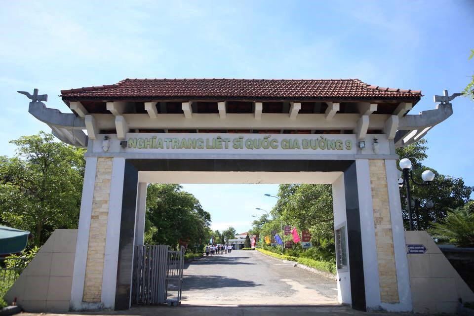 Chi đoàn Công ty TNHH Jasan Việt Nam tổ chức thăm nghĩa trang liệt sỹ Trường Sơn