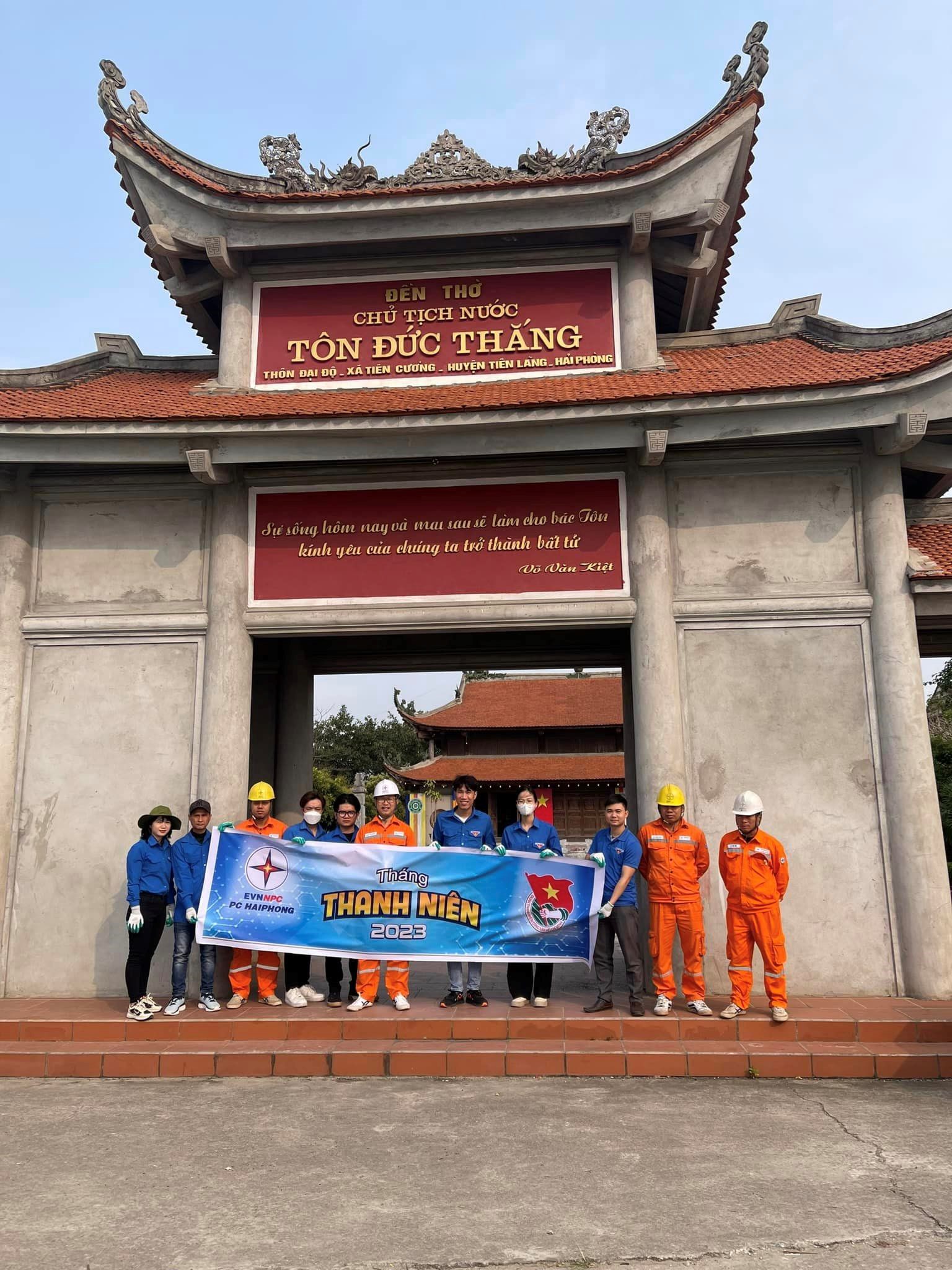 HÀNH TRÌNH VỀ ĐỊA CHỈ ĐỎ