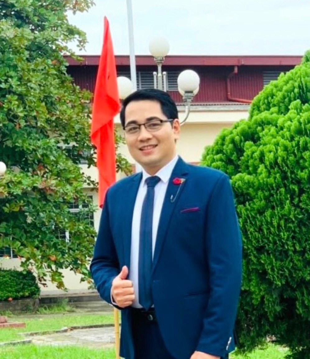 Thầy giáo: Cao Đức Lập - Tấm gương học tập và làm theo tư tưởng, đạo đức, phong cách Hồ Chí Minh trường Cao đẳng Giao thông vận tải trung ương II