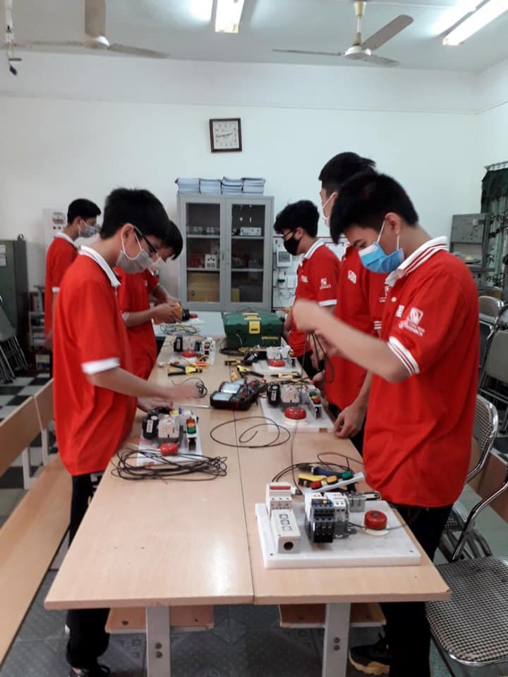 Đoàn Trường Cao đẳng Công nghệ Viettronics tổ chức Hội thi tay nghề giỏi VTC năm 2021