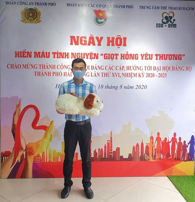 GƯƠNG SÁNG TRONG PHONG TRÀO HIẾN MÁU TÌNH NGUYỆN
