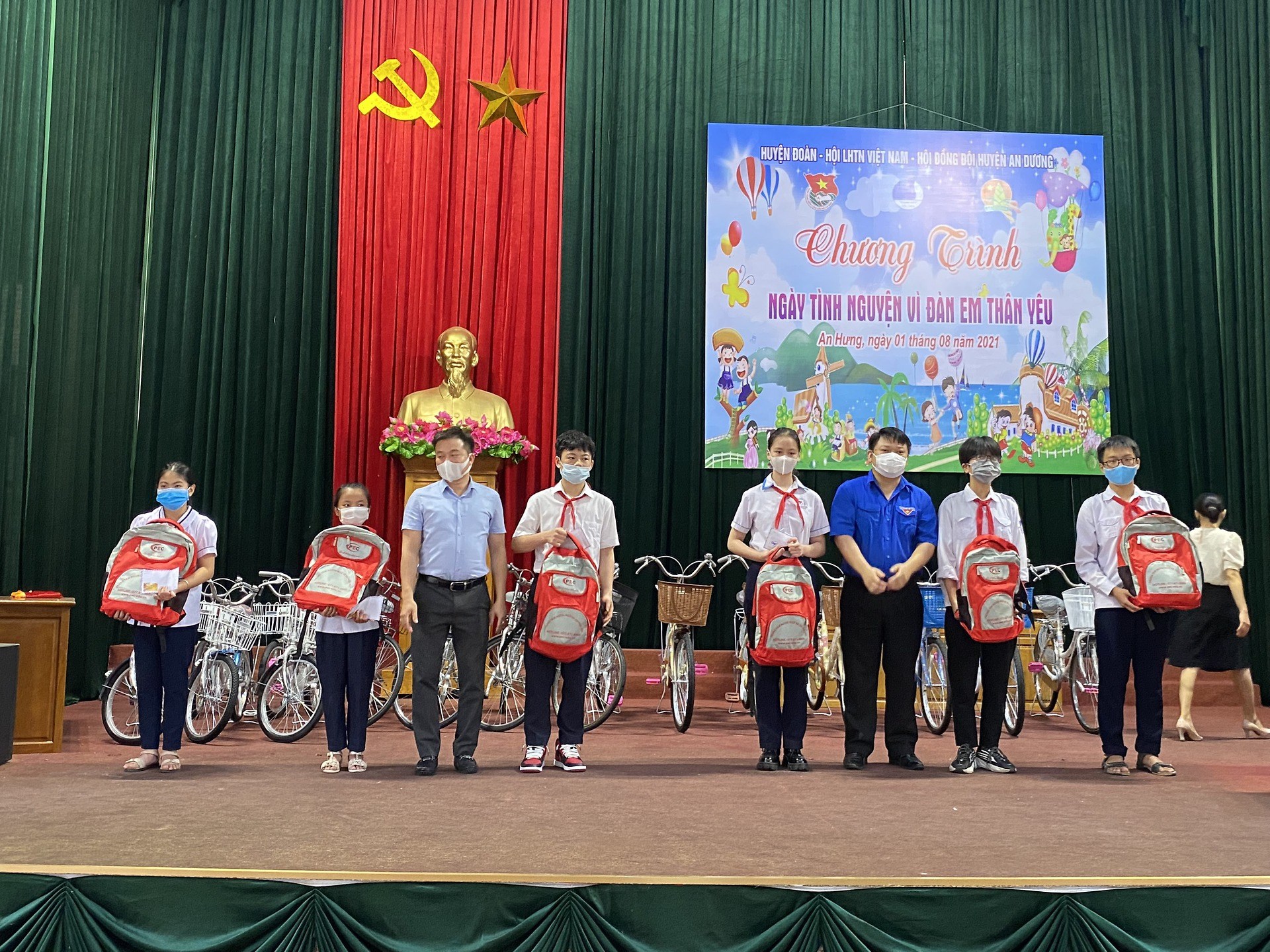 Ngày 1/8/2021 BTV Huyện đoàn An Dương Tổ chức Chương trình “Ngày thình nguyện vì đàn em thân yêu”