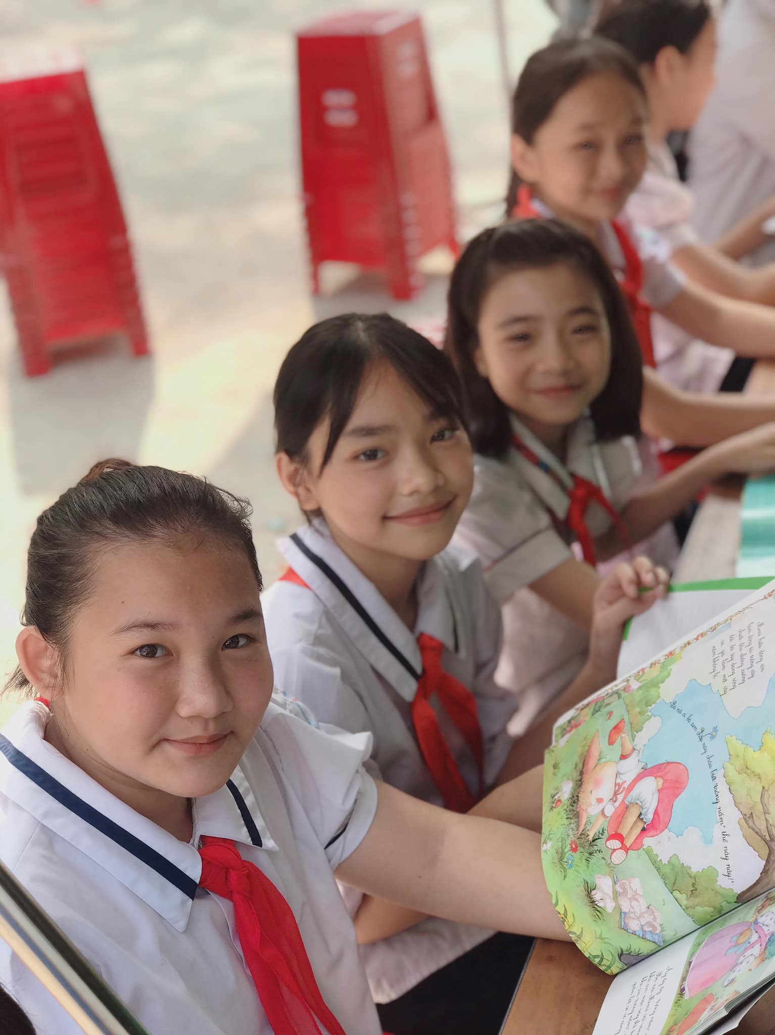 MÔ HÌNH THƯ VIỆN LƯU ĐỘNG “THIẾU NHI HỌC TẬP VÀ LÀM THEO LỜI BÁC”
