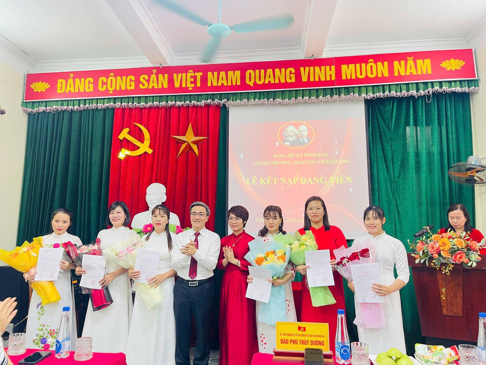 VĨNH BẢO: KẾT NẠP ĐẢNG VIÊN MỚI LÀ ĐOÀN VIÊN ƯU TÚ