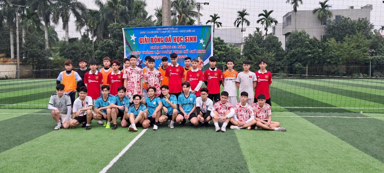 Trung tâm GDNN-GDTX quận Kiến An: Tổ chức giải bóng đá học sinh chào mừng 93 năm Ngày thành lập Đoàn