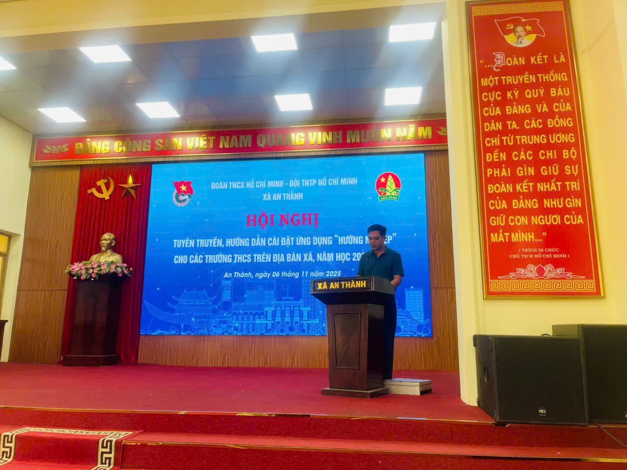 An Thành: Tổ chức tuyên truyền, hướng dẫn cài đặt ứng dụng Hướng nghiệp cho các trường THCS trên địa bàn xã.