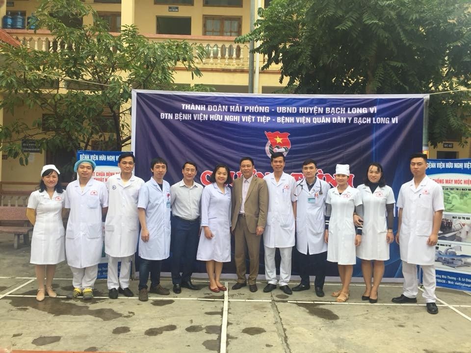 Đoàn thanh niên bệnh viện tham gia Hành trình “Tuổi trẻ vì biển đảo quê hương” năm 2018