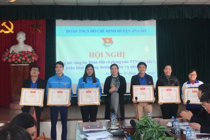 Huyện đoàn An Lão: Hội nghị Tổng kết công tác Đoàn - Hội và phong trào thanh thiếu nhi năm 2017, triển khai phương hướng nhiệm vụ năm 2018.