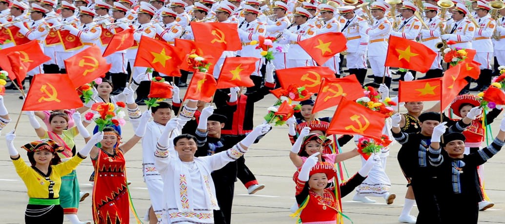 “THẾ TRẬN LÒNG DâN” TRONG BẢO VỆ NỀN TẢNG TƯ TƯỞNG CỦA ĐẢNG HIỆN NAY