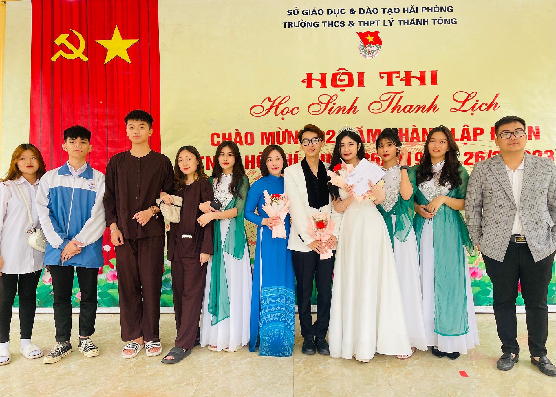 Đoàn trường THCS và THPT Lý Thánh Tông tổ chức Hội thi "Học sinh thanh lịch"