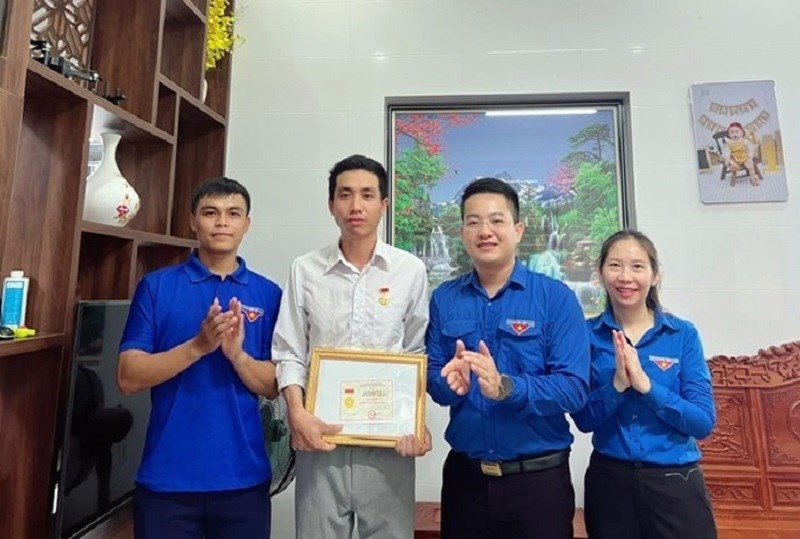 Công nhân Điện lực Quảng Trạch cứ người đuối nước