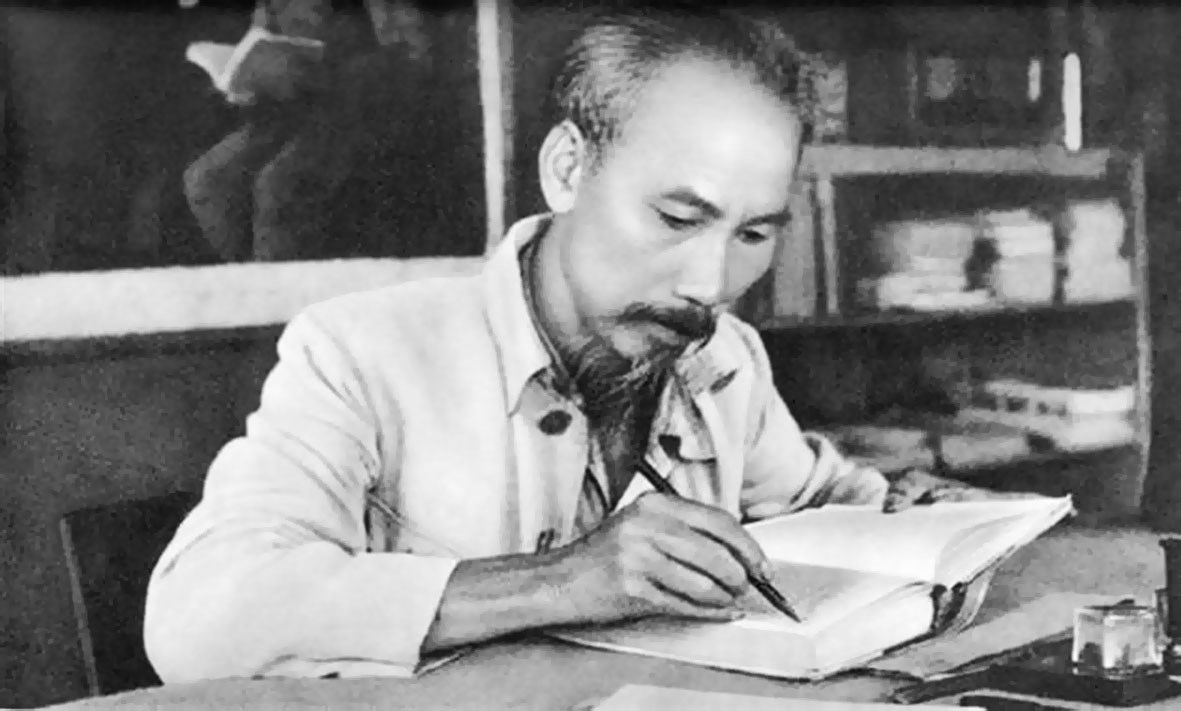 BẢO VỆ NỀN TẢNG TƯ TƯỞNG CỦA ĐẢNG: PHÒNG VÀ CHỐNG SỰ XUYÊN TẠC TƯ TƯỞNG HỒ CHÍ MINH