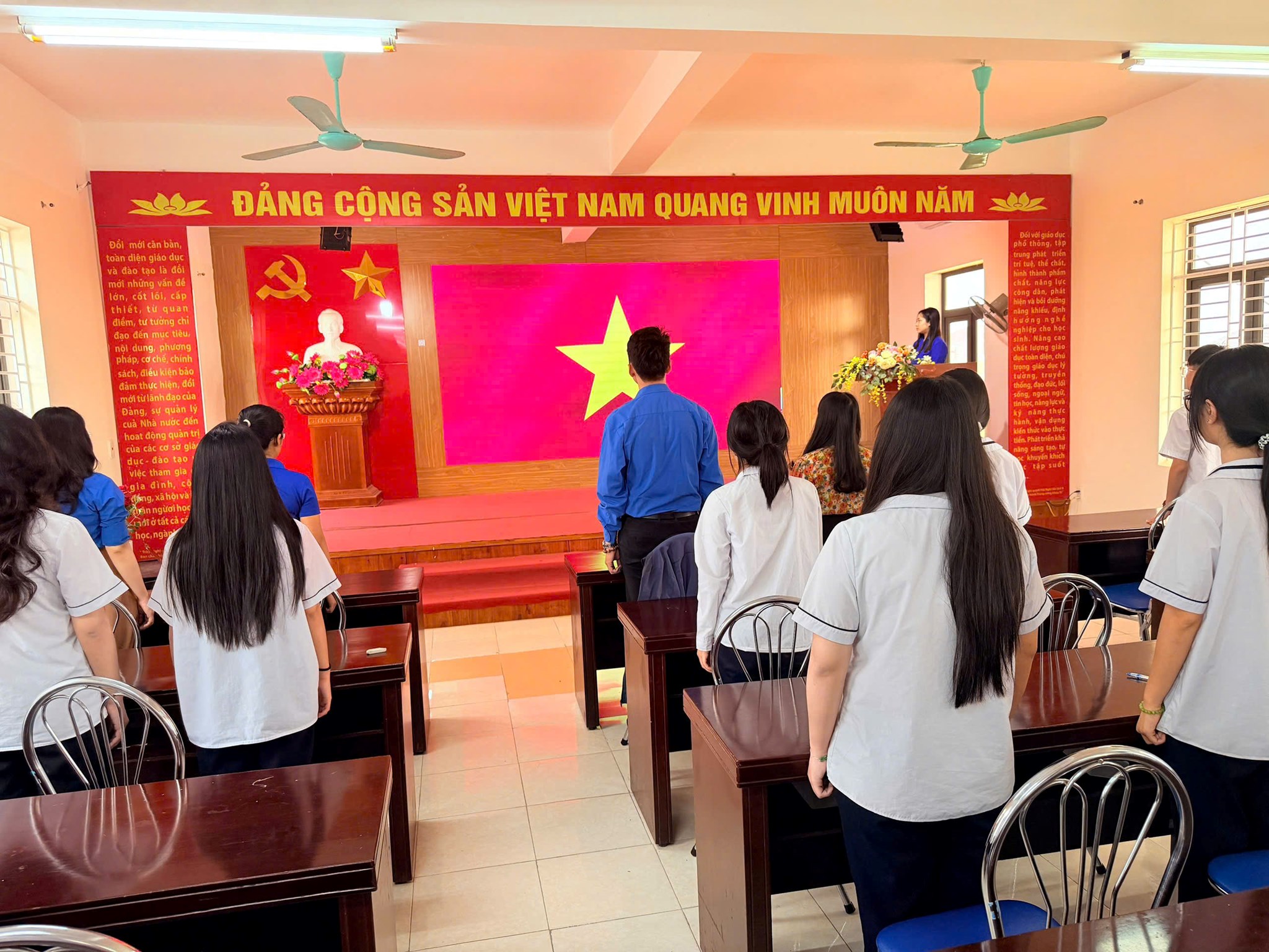 LỄ KẾT NẠP ĐOÀN VIÊN MỚI - KỈ NIỆM 95 NĂM NGÀY THÀNH LẬP ĐOÀN TNCS HỒ CHÍ MINH (26/3/1931-26/3/2026)