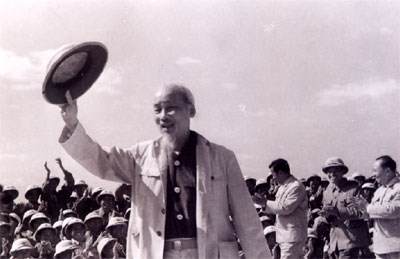 Một chuyến thăm, ba bài học