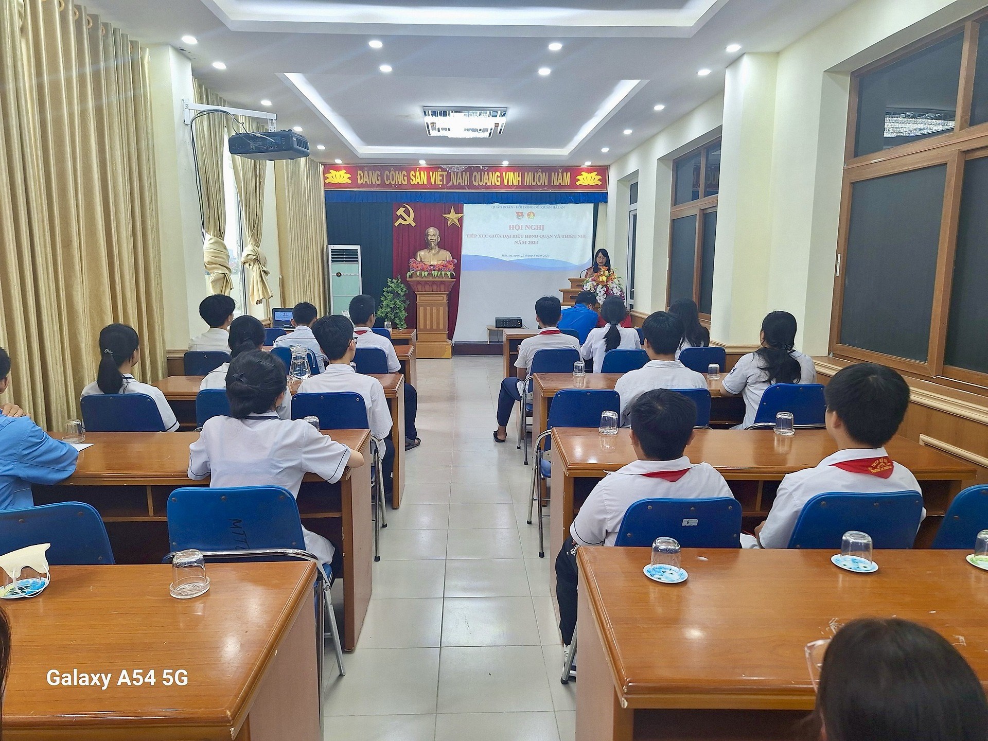 Quận đoàn - Hội đồng Đội quận Hải An tổ chức Hội nghị tiếp xúc giữa đại biểu Hội đồng nhân dân quận và đại biểu đoàn TNCS Hồ Chí Minh quận với thiếu nhi năm 2024.