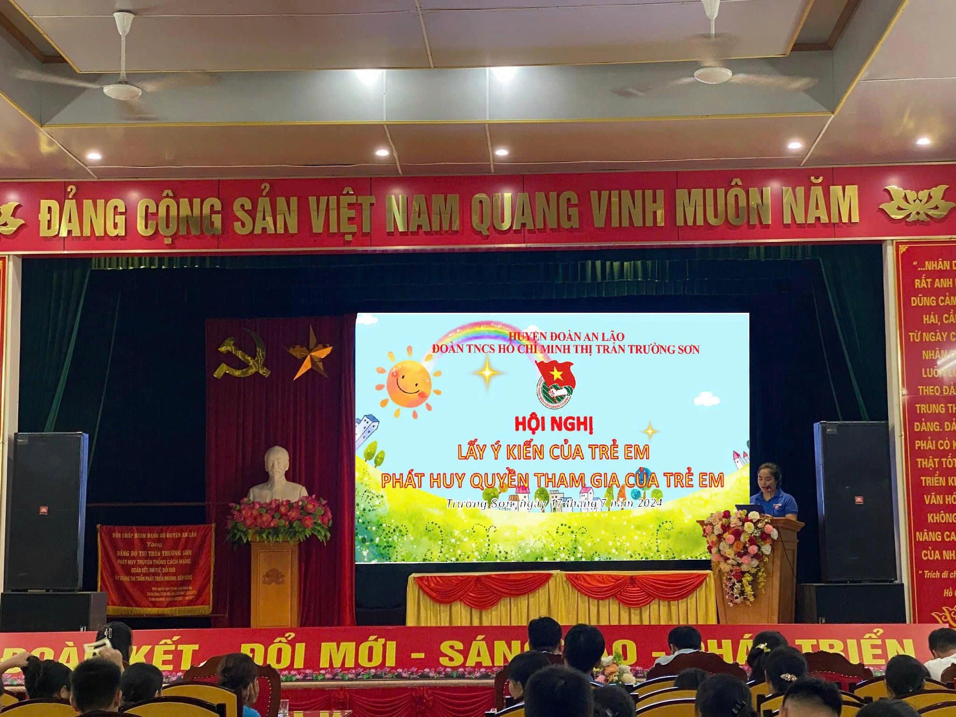 HỘI NGHỊ LẤY Ý KIẾN CỦA TRẺ EM, PHÁT HUY QUYỀN THAM GIA CỦA TRẺ EM