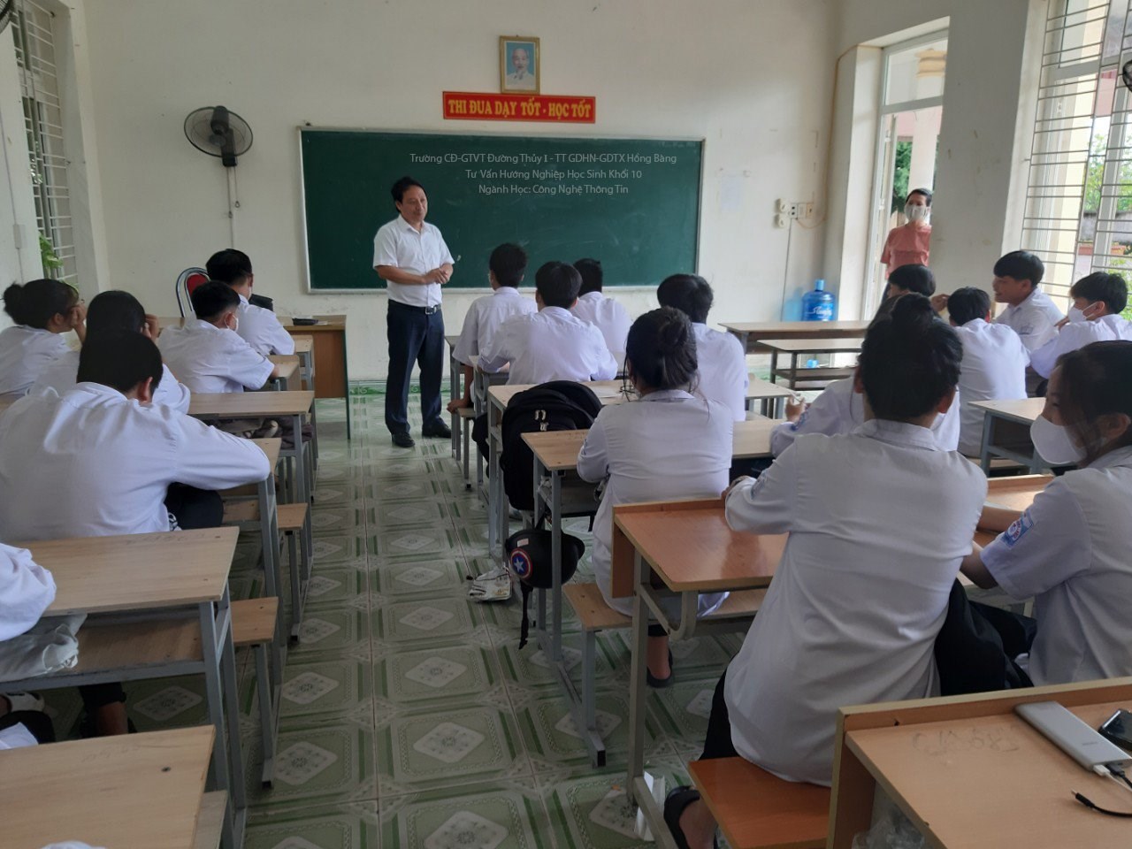 Hướng nghiệp cho học sinh Trung tâm Giáo dục thường xuyên