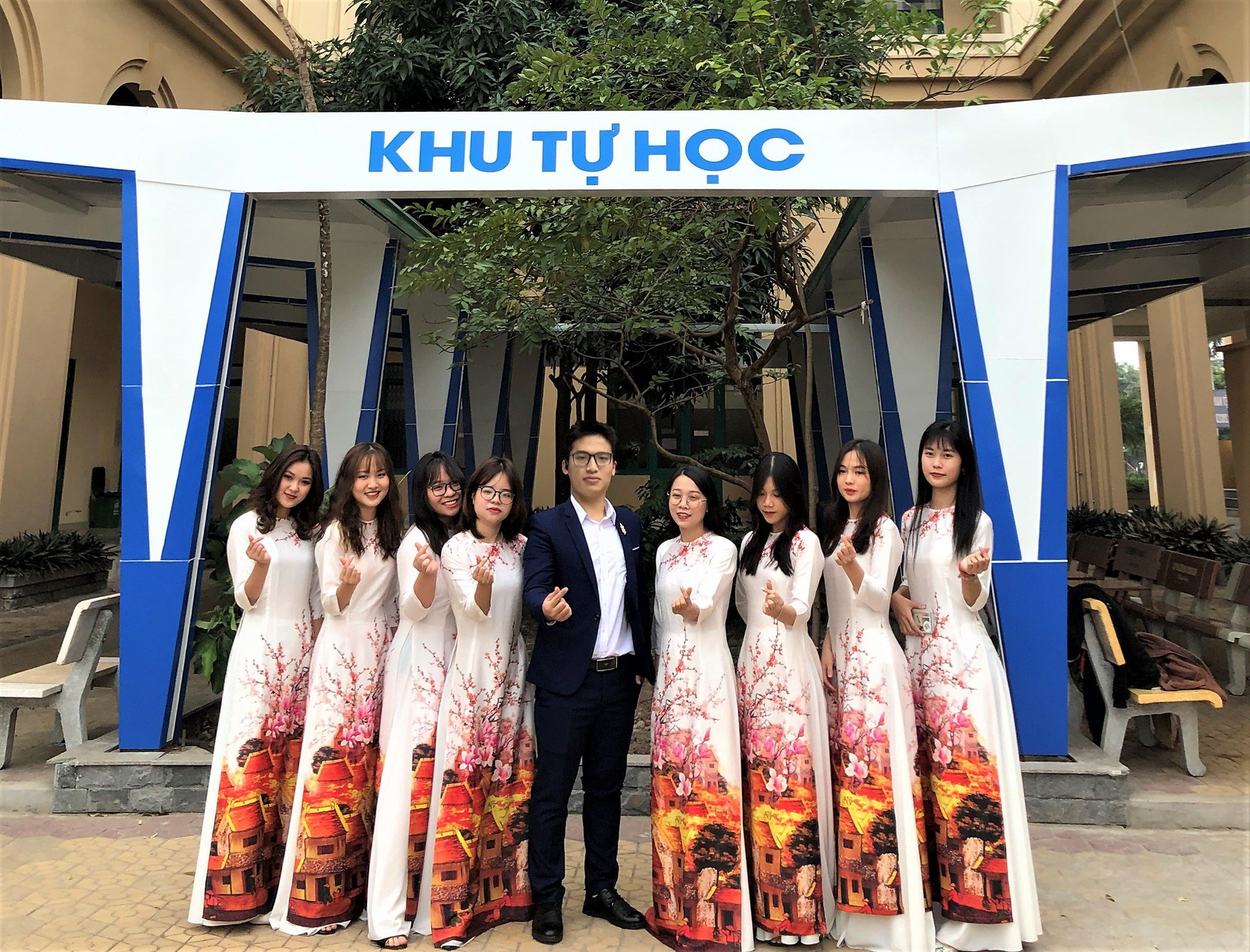 BCH Đoàn Thanh niên - Hội Sinh viên trường ĐH Y Dược Hải Phòng khánh thành công trình thanh niên "Khu tự học" chào mừng 90 năm Ngày thành lập Đoàn TNCS Hồ Chí Minh