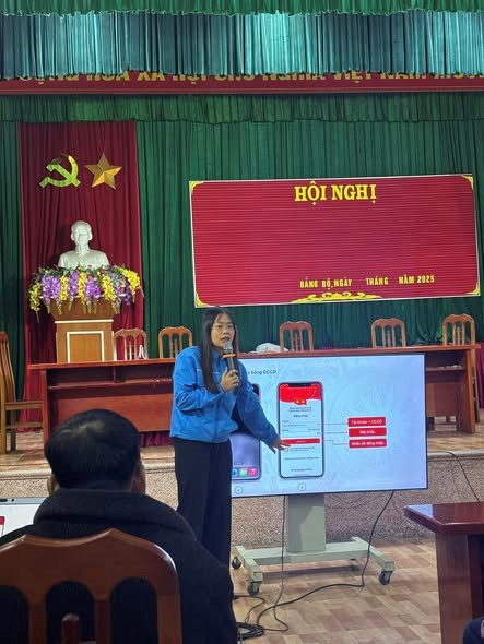 TUỔI TRẺ THANH MIỆN TÍCH CỰC ĐỒNG HÀNH CÙNG CHUYỂN ĐỔI SỐ TRONG CÔNG TÁC ĐẢNG
