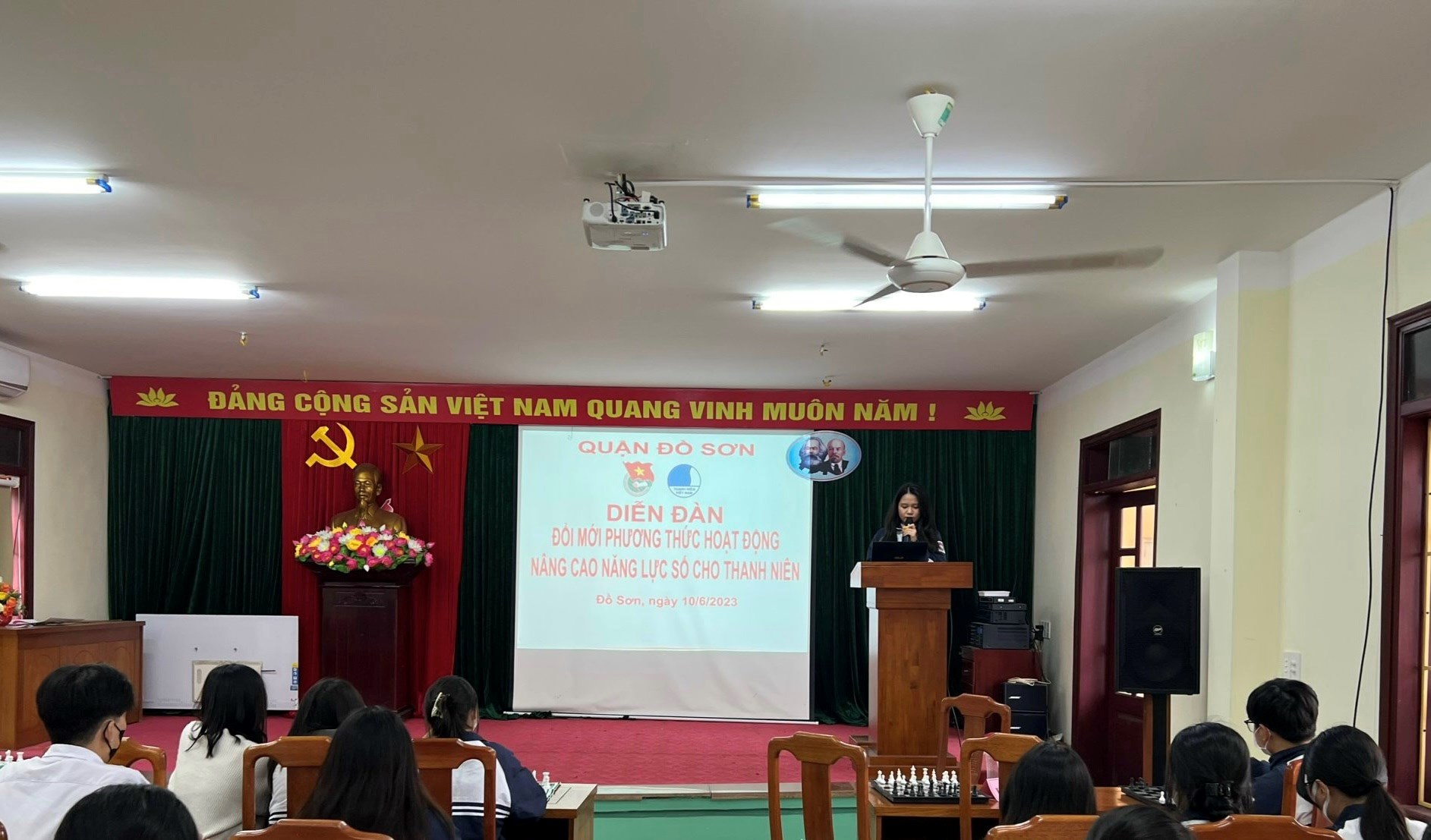 Tọa đàm đổi mới phương thức hoạt động, nâng cao năng lực số cho thanh niên.